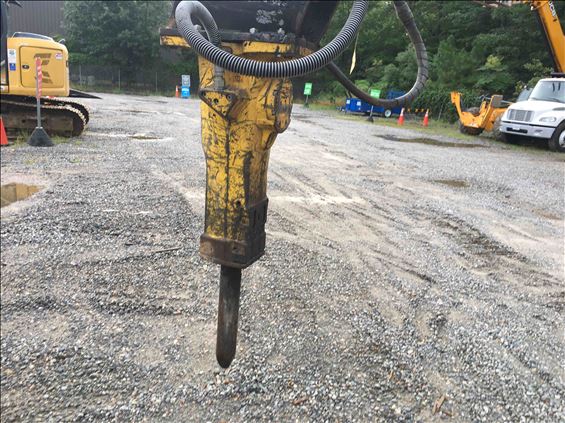 2015 Atlas Copco SB 702