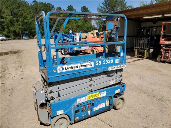 2014 Genie GS-1930 Scissor Lift