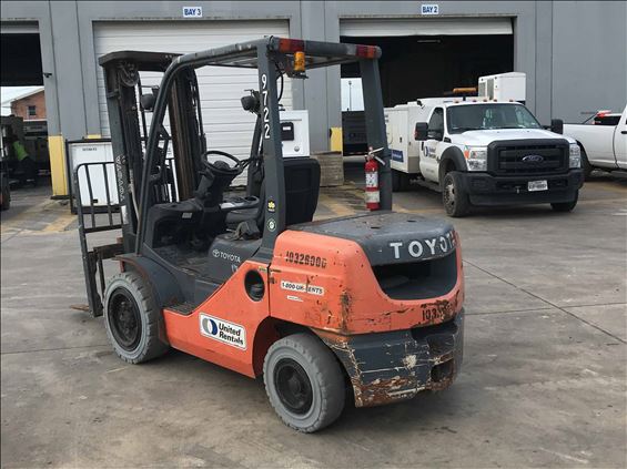2014 Toyota 8FDU30 Forklift