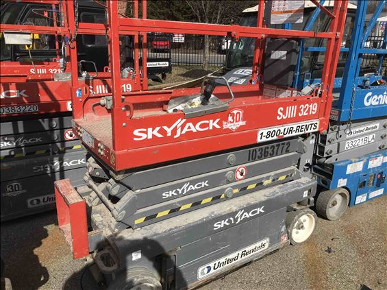 2015 Skyjack SJIII3219 Scissor Lift