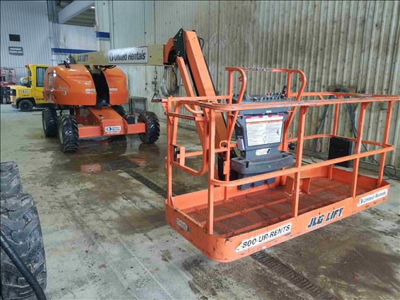 2013 JLG 460SJ Boom Lift