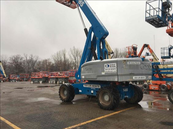 2015 Genie S-85 Boom Lift