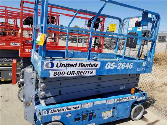 2014 Genie GS-2646 Scissor Lift