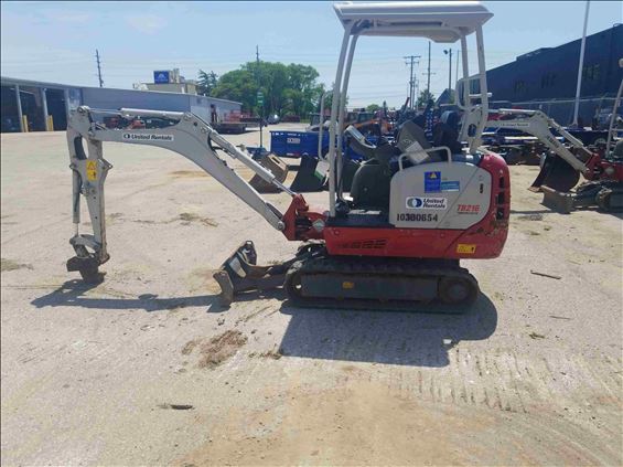2015 Takeuchi TB216 Mini-Excavator