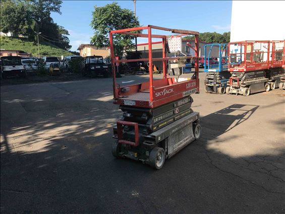 2013 Skyjack SJIII3219 Scissor Lift