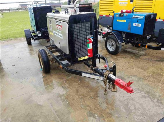 2016 Lincoln Electric VANTAGE 500 Welder