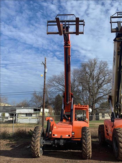 2013 SKYTRAK 8042 Rough Terrain Forklift