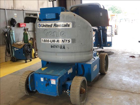 2011 Genie Z-40/23N RJ Boom Lift