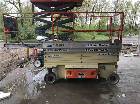 2014 JLG 2646ES Scissor Lift