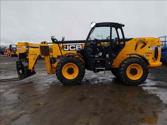 2013 JCB 550-170 Rough Terrain Forklift