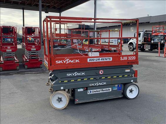 2015 Skyjack SJIII3220 Scissor Lift