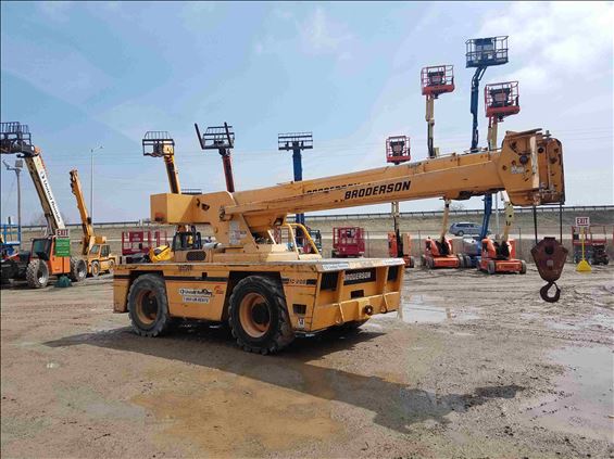 2008 Broderson IC-200-3G Crane