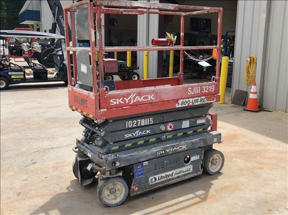 2014 Skyjack SJIII3219 Scissor Lift