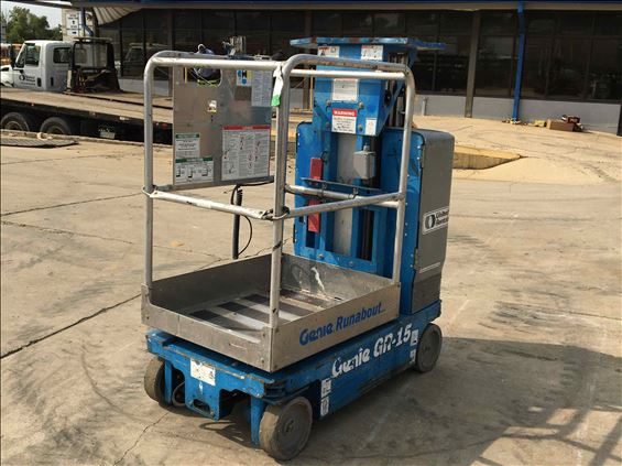2009 Genie GR-15 Scissor Lift