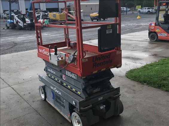 2014 Skyjack SJIII3219 Scissor Lift