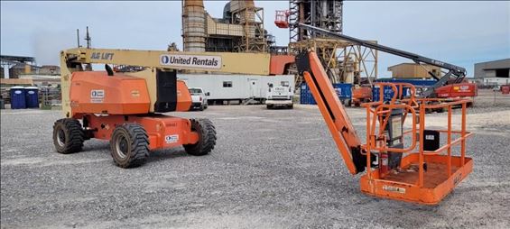 2013 JLG 800AJ Boom Lift