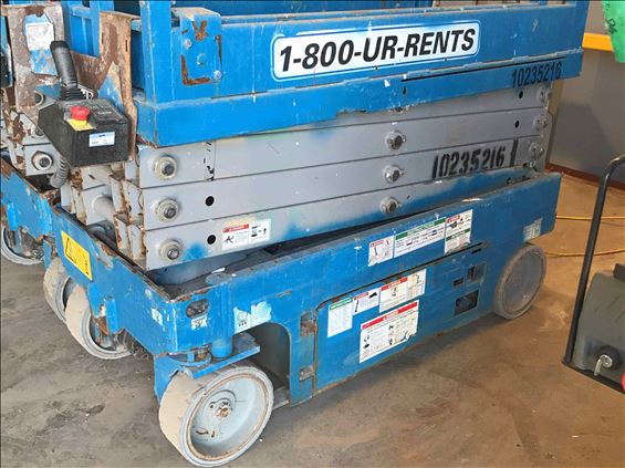 2014 Genie GS-1930 Scissor Lift