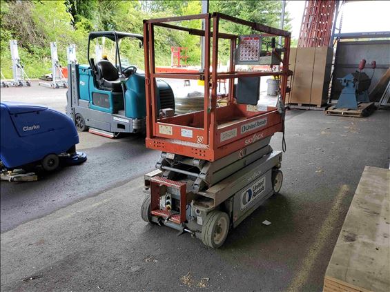 2015 Skyjack SJIII3215 Scissor Lift