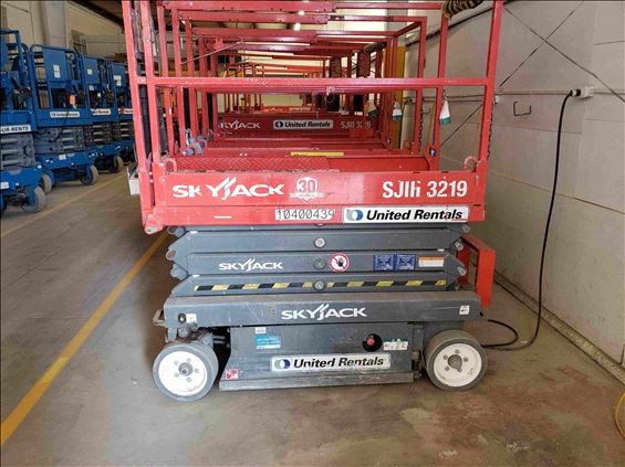 2015 Skyjack SJIII3219 Scissor Lift