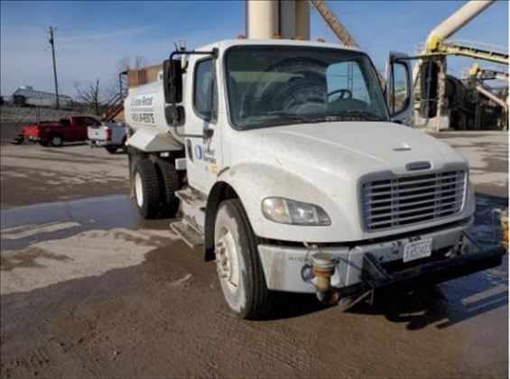 2013 Freightliner M2 106 WATER Water Truck