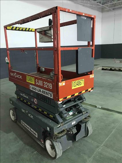 2015 Skyjack SJIII3219 Scissor Lift
