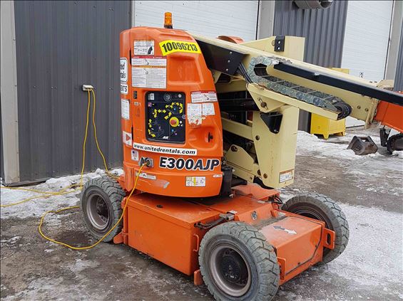 2012 JLG E300AJP Boom Lift