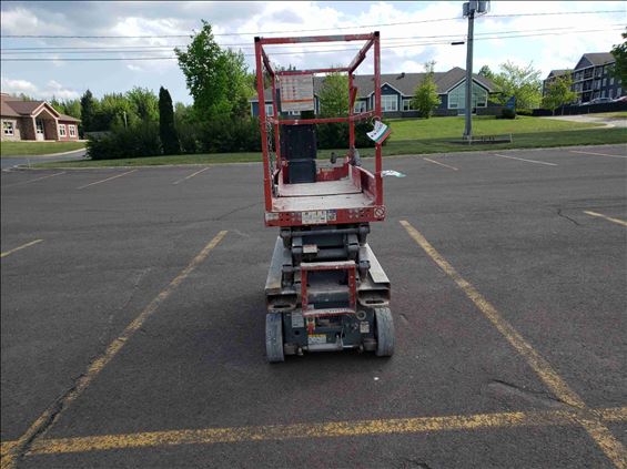 2014 Skyjack SJIII3219 Scissor Lift