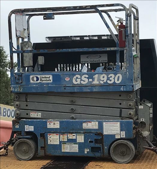 2013 Genie GS-1930 Scissor Lift
