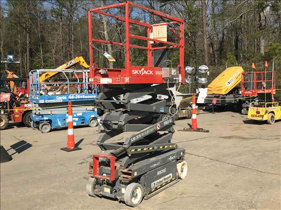 2013 Skyjack SJIII3219 Scissor Lift