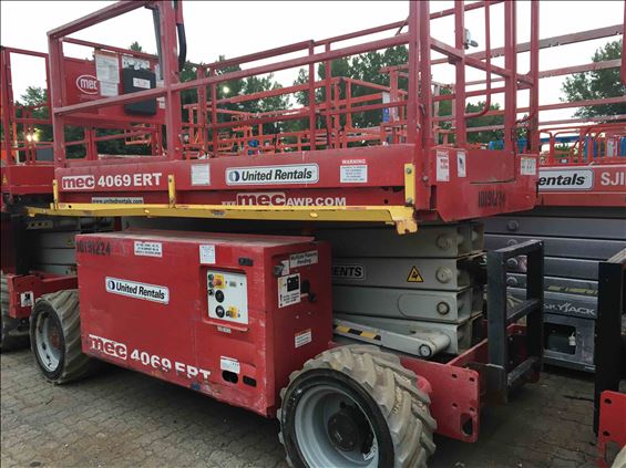 2013 MEC 4069ERT Scissor Lift