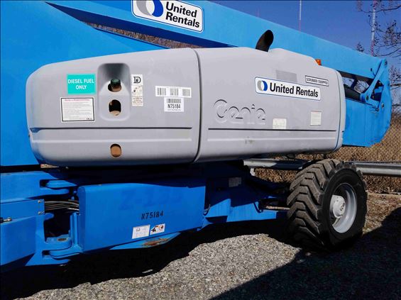 2012 Genie Z-135/70 Boom Lift