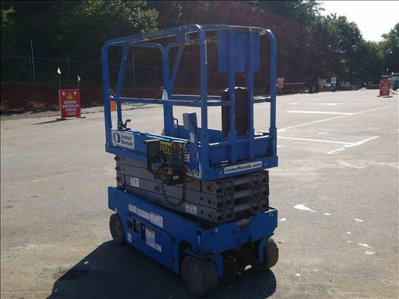2014 Genie GS-1930 Scissor Lift