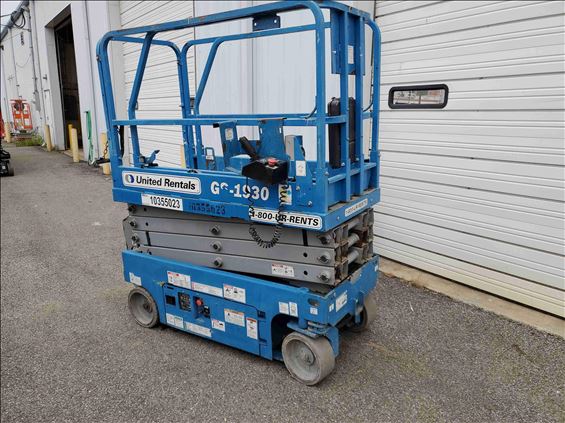 2015 Genie GS-1930 Scissor Lift