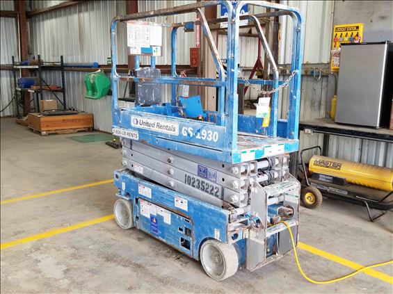 2014 Genie GS-1930 Scissor Lift