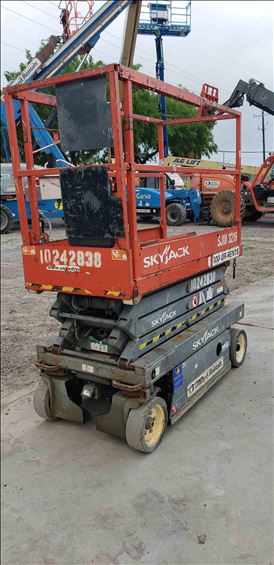 2014 Skyjack SJIII3219 Scissor Lift