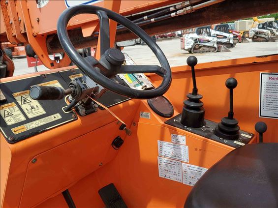 2014 SKYTRAK 10054 Rough Terrain Forklift