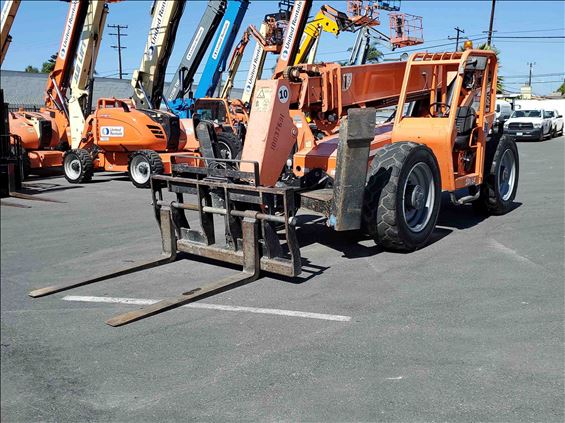 2012 SKYTRAK 10054 Rough Terrain Forklift