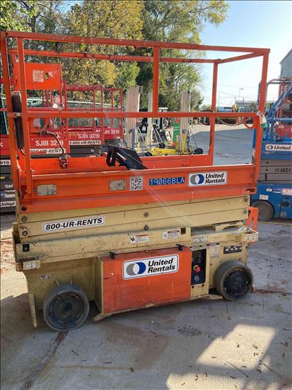 2014 JLG 1932RS Scissor Lift
