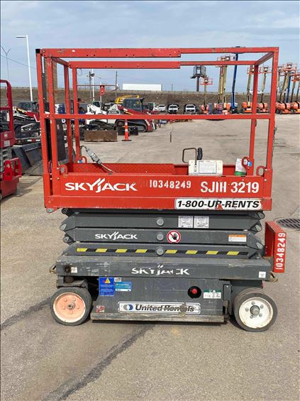 2015 Skyjack SJIII3219 Scissor Lift