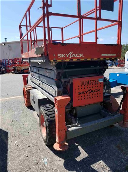 2014 Skyjack SJ7135RT Scissor Lift