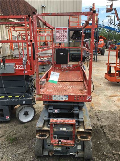 2013 Skyjack SJIII3219 Scissor Lift