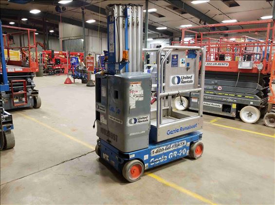 2012 Genie GR-20 Vertical Lift