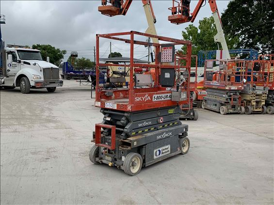 2014 Skyjack SJIII3219 Scissor Lift