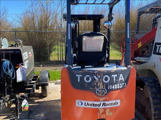 2015 Toyota 8FBCU25 Warehouse Forklift