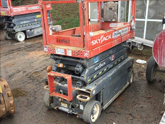 2014 Skyjack SJIII3219 Scissor Lift