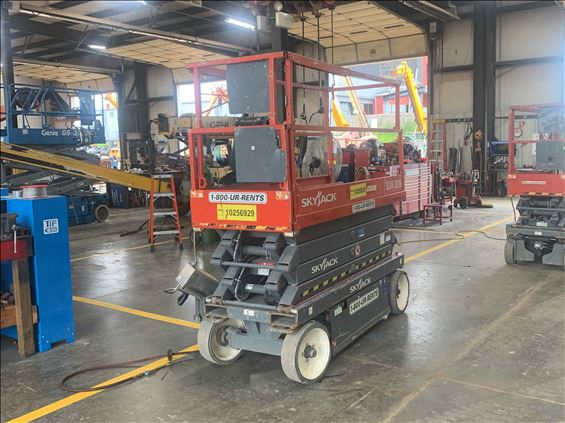 2014 Skyjack SJIII3226 Scissor Lift