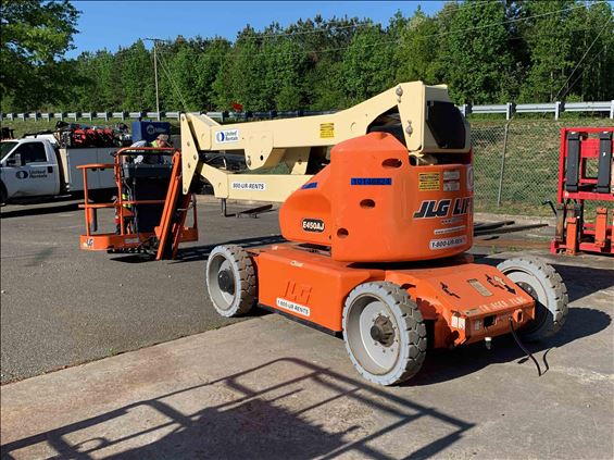 2013 JLG E450AJ Boom Lift