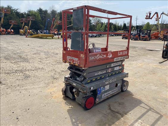 2015 Skyjack SJIII3219 Scissor Lift