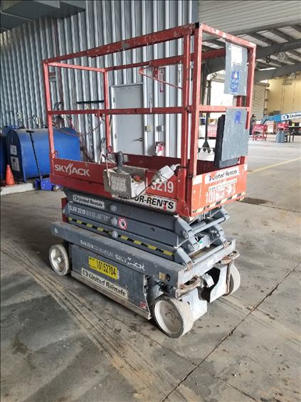 2013 Skyjack SJIII3219 Scissor Lift