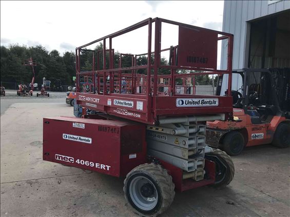 2013 MEC 4069ERT Scissor Lift